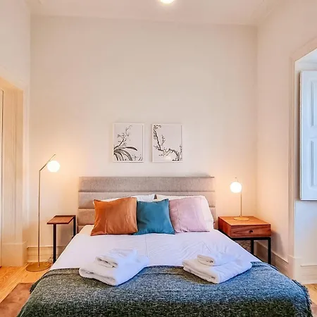 Apartment W. Lots Of In A Beautiful Terrace Lisbon