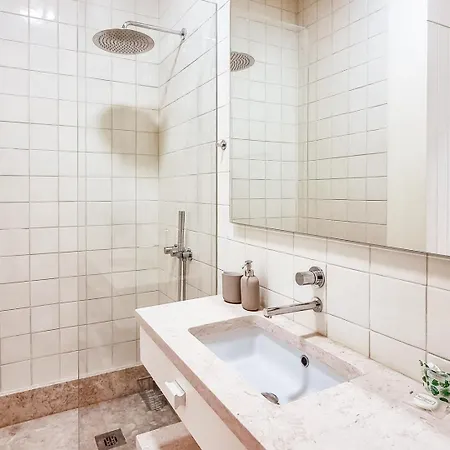 W. Lots Of In A Beautiful Terrace Apartamento *